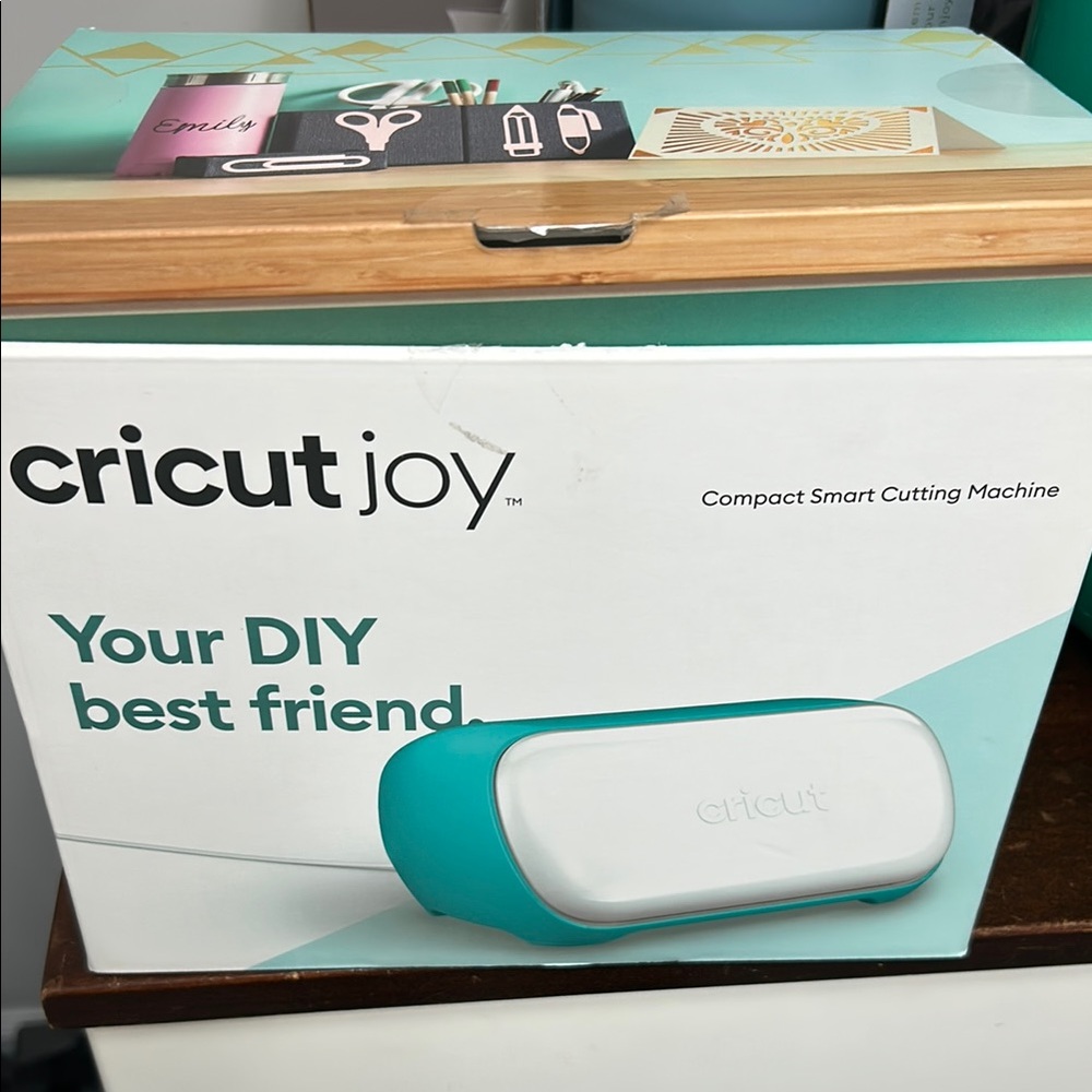 Cricut Joy Smart Cutting Machine new with open box
